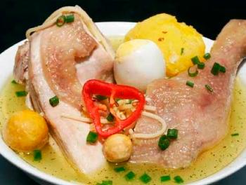 Caldo de Gallina